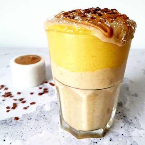 Vegan Milkshake, recept met peanutbutter,mango en banaan